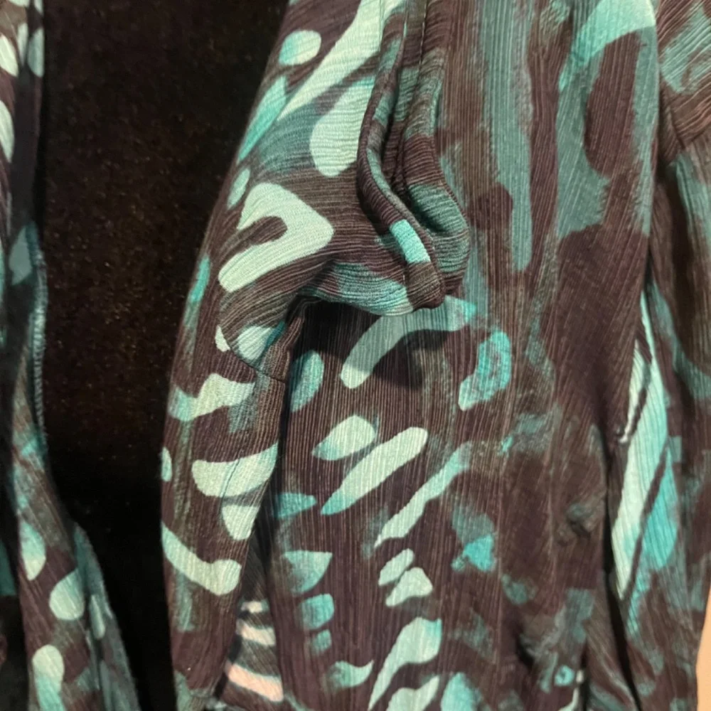 Ming Wang Teal and Black Patterned Long Blazer - Picture 2 of 6